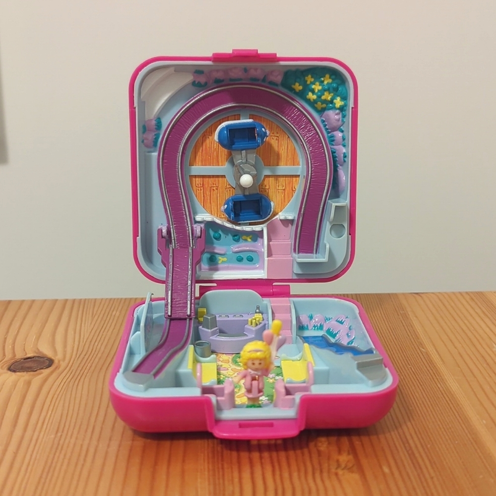 Polly Pocket Fun Fair